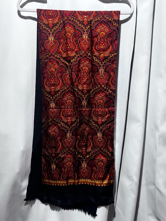 Vintage Italian Paisley Wool and Silk Scarf Red Orange Gold With Navy Fringe Lux - Picture 2 of 5